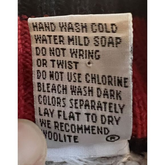 COPY - That’s Me! Womens Sweater Size M Horses Equestrian 3D Yarn Tail - Picture 8 of 8